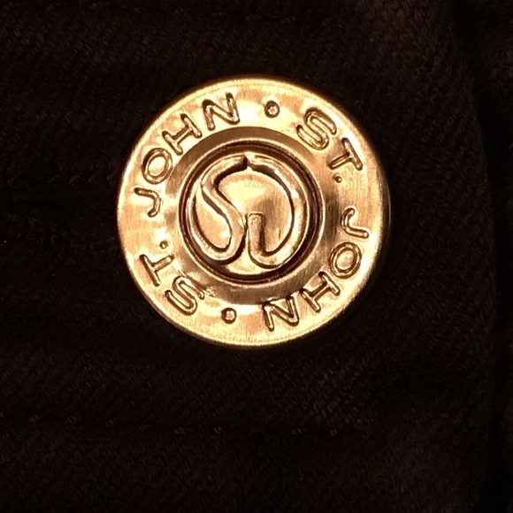 Beautiful Designer St. John Black Pants in Size 14 - Picture 5 of 6